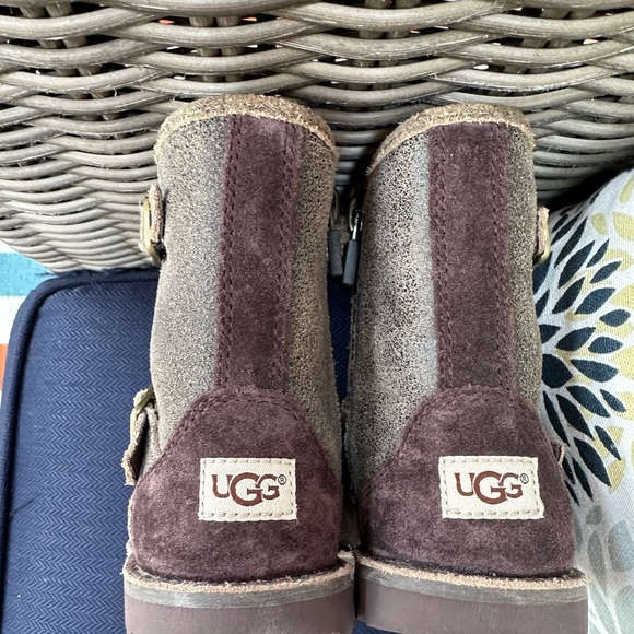 Girls UGG size 8 boots - Picture 7 of 13